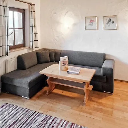 Mit Bergpanorama Apartmán *