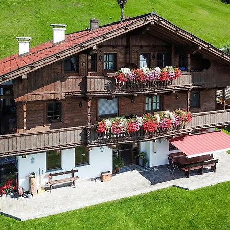 Mit Bergpanorama Apartmán *
